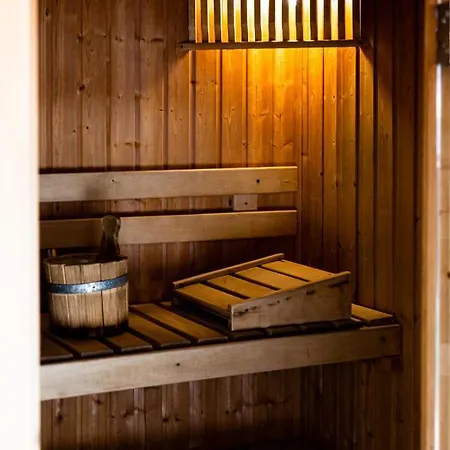 Grand Convivial Avec Sa Piscine Interieure Holiday home *