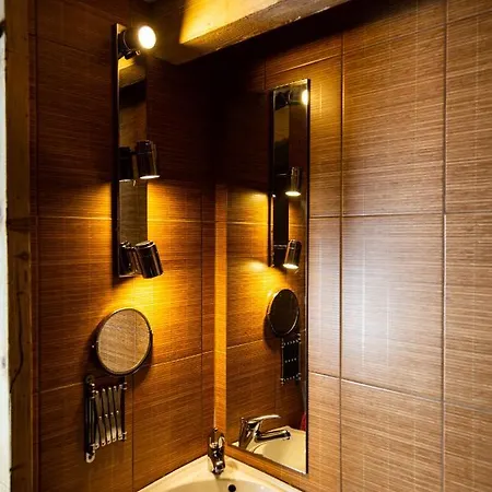 Holiday home Grand Convivial Avec Sa Piscine Interieure *