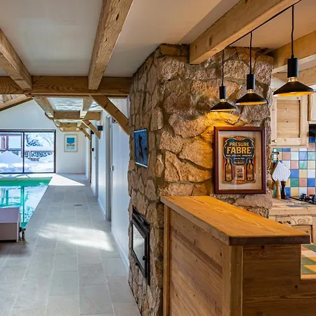 Holiday home Grand Convivial Avec Sa Piscine Interieure